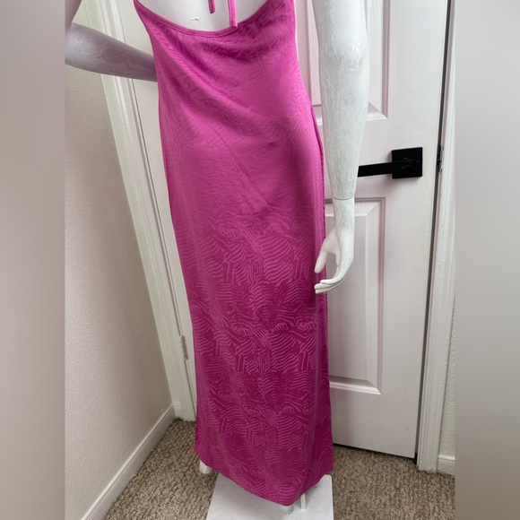 Meshki pink halter maxi dress with slit Size Small. #339 - Picture 13 of 16